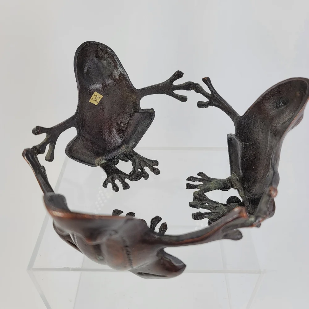 Decorative Glass Bowl Vase Centerpiece with Three Sitting Metal Frogs Stand Base